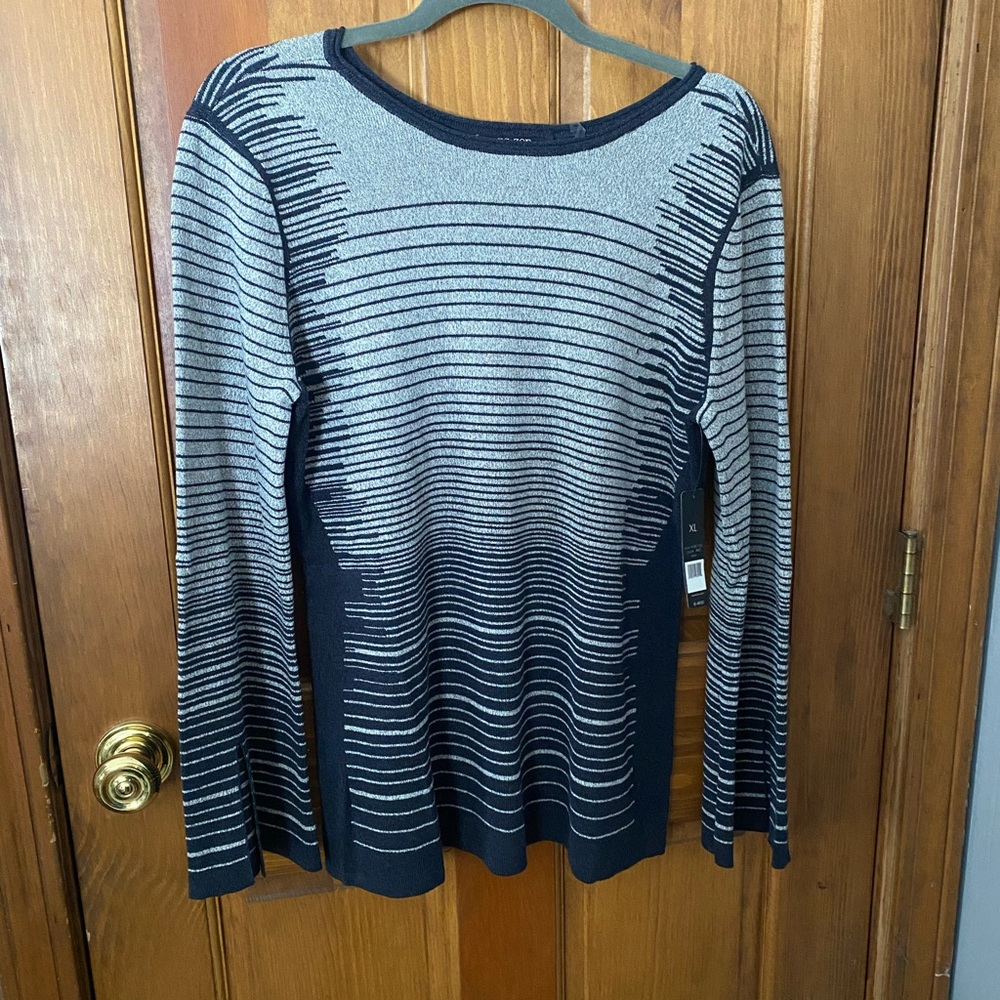 Nic and Zoe Sweater XL